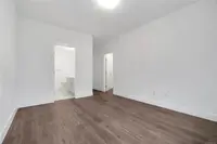 View 32