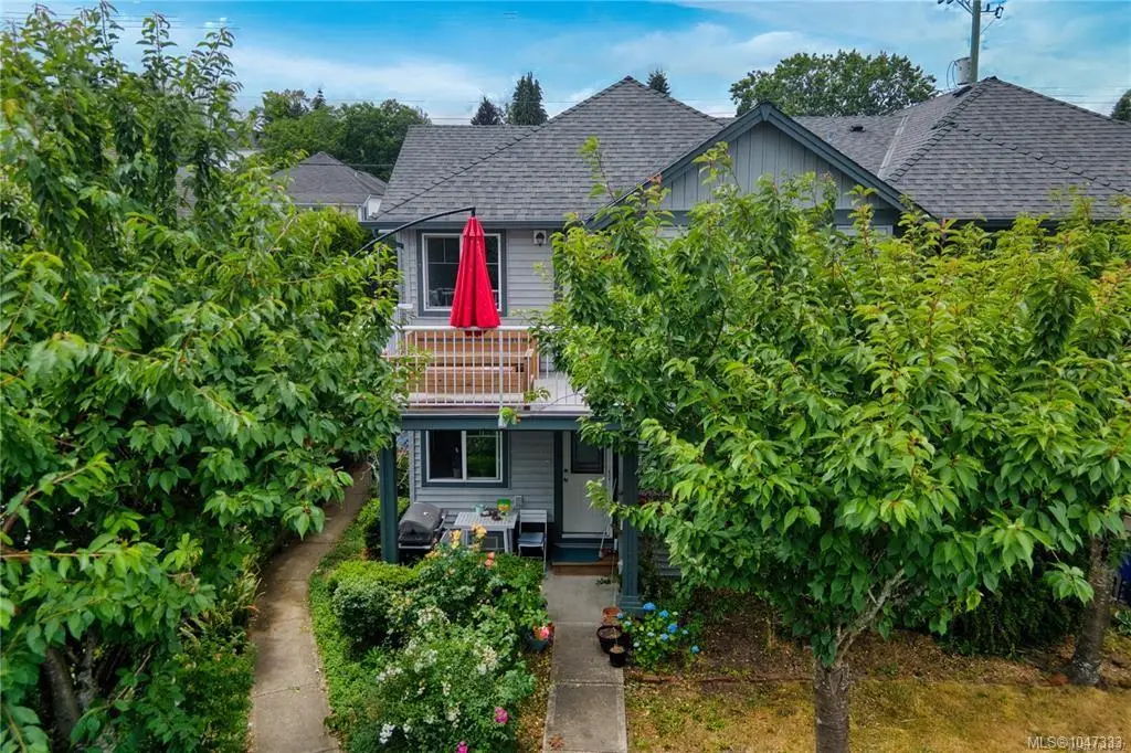 211 Victoria Rd #202, Nanaimo BC V9R 4P7