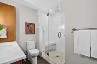 View 32