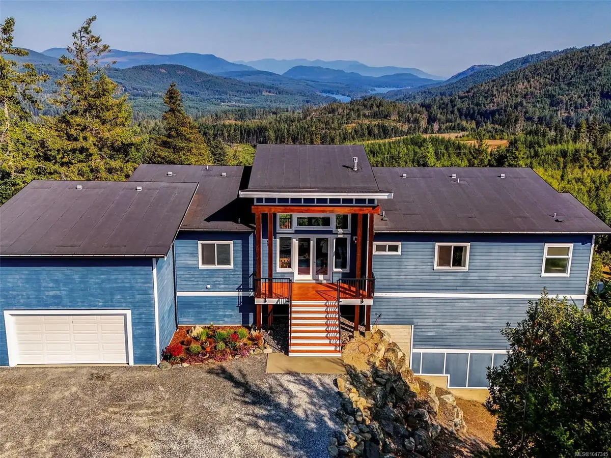 4836 Goldstream Heights Dr, Shawnigan Lake BC V8H 2J1
