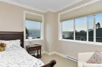 View 16