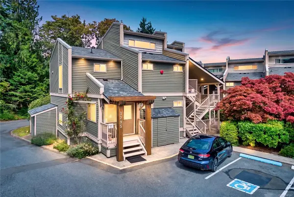 3295 Island Hwy W #202, Qualicum Beach BC V9K 2C6 - 0 bed, 1.0 bath in Qualicum Beach