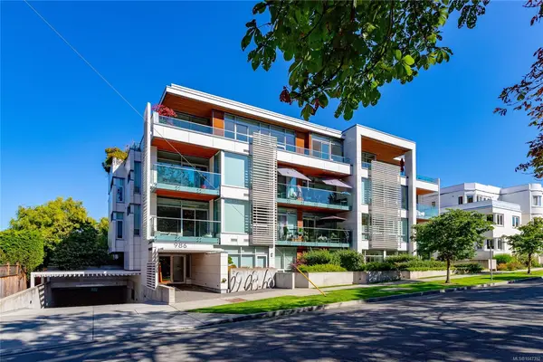 986 Heywood Ave #401, Victoria BC V8V 2Y6 - 2 bed, 3 bath property for sale in Victoria
