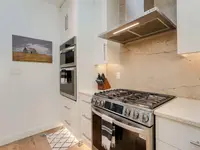 View 10