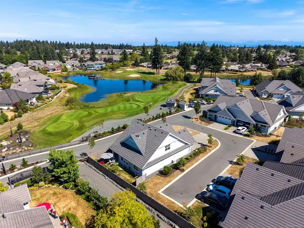 1444 Crown Isle Dr #101, Courtenay BC V9N 0B8 - 3 bed, 3.0 bath in Courtenay