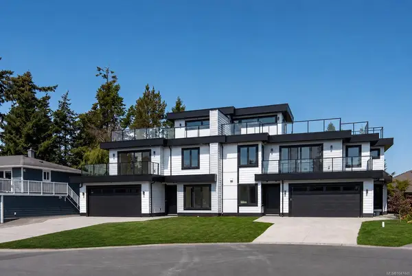 2292 Gail Pl, Sidney BC V8L 2S2 - 3 bed, 3 bath in Sidney