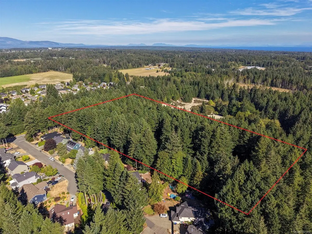LT 4 Pritchard Rd, Comox BC V9M 3S8