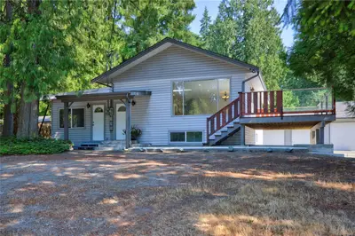 3627 Cedardale Rd, Cobble Hill BC V0R 1L7