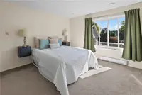 View 16