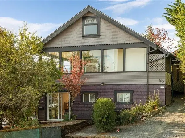 85 Robarts St, Nanaimo BC V9R 2S6 - 5 bed, 3.0 bath in Nanaimo