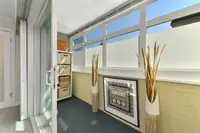 View 25