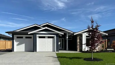 229 Walworth Rd S, Campbell River BC V9W 0J3