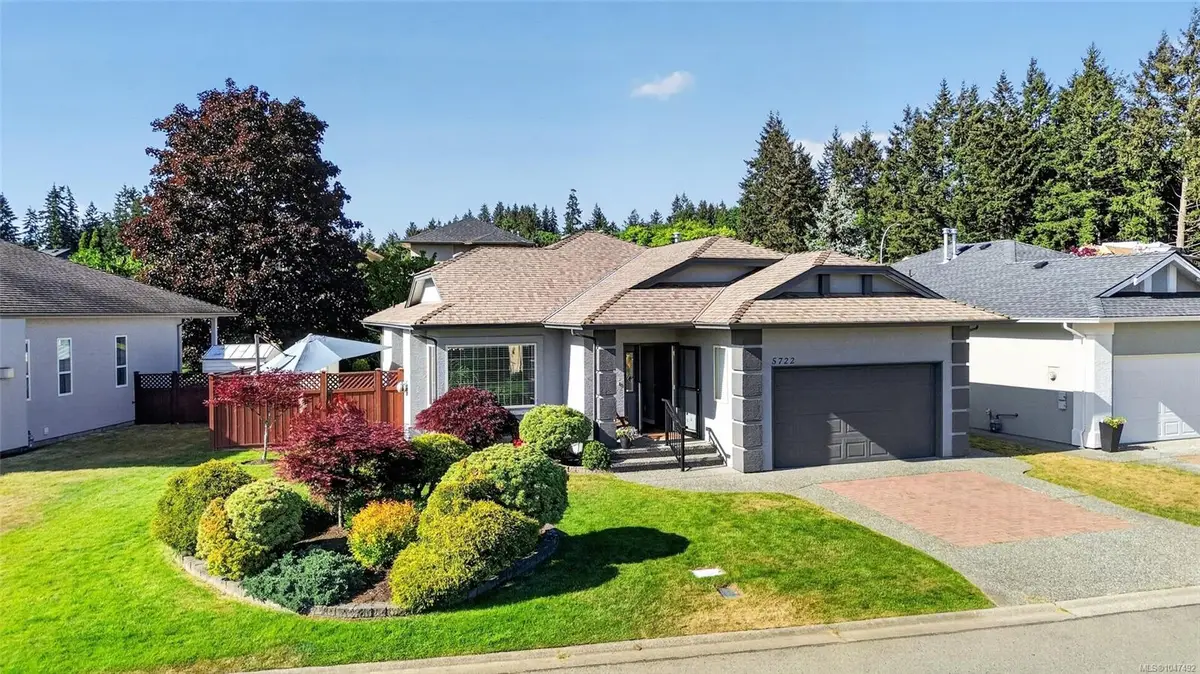 5722 Quarry Cres, Nanaimo BC V9T 6H9