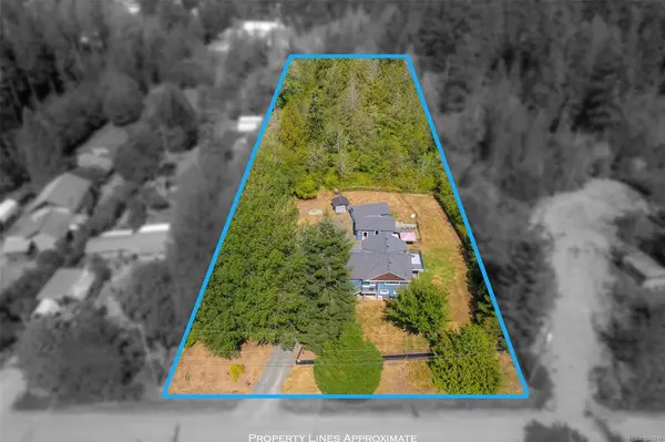 6125 Georgia Rd, Port Alberni BC V9Y 8K7 - 4 bed, 2 bath property for sale in Port Alberni
