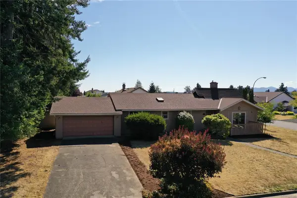 506 Willow St, Parksville BC V9P 1A4 - 3 bed, 2 bath property for sale in Parksville
