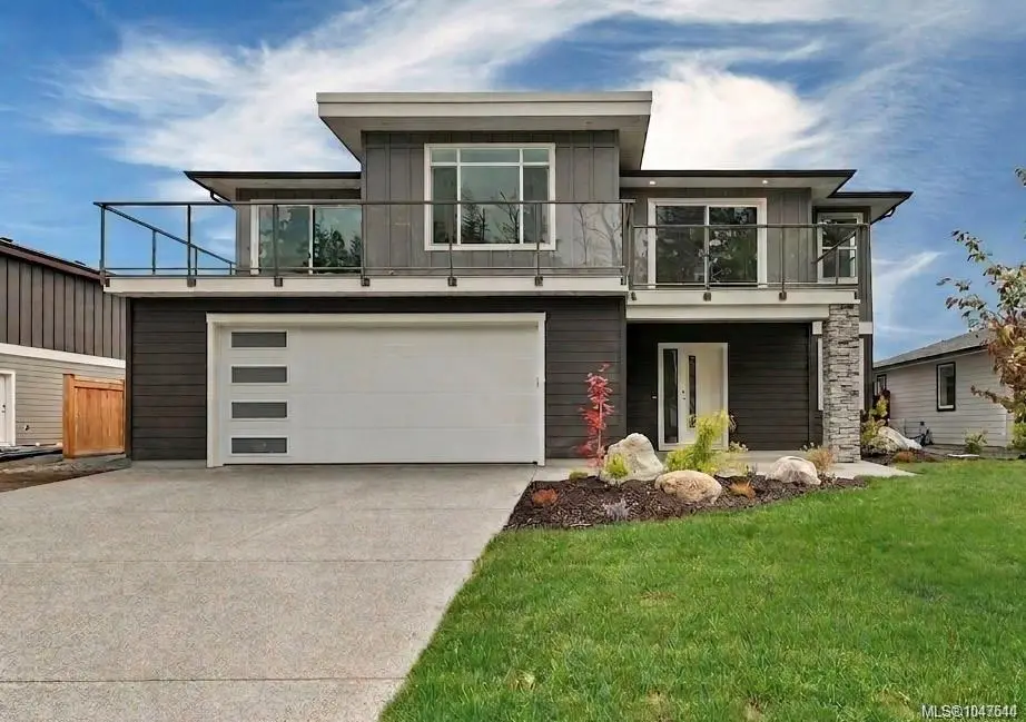 237 Walworth Rd S, Campbell River BC V9W 0J3