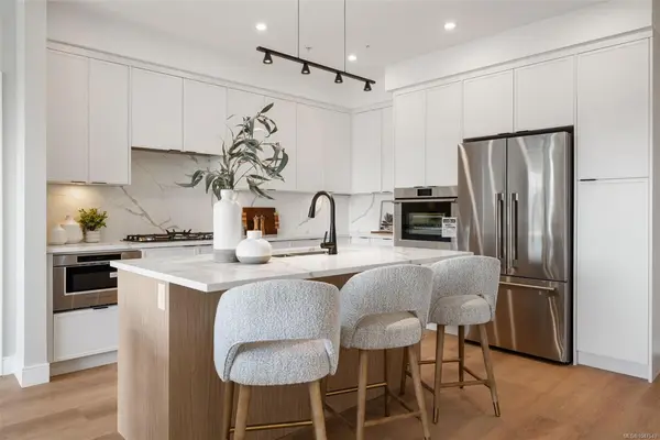 1810 Selenite Pl #111, Langford BC V9B 7E2 - 2 bed, 2.0 bath in Langford