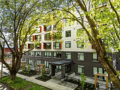 629 Speed Ave #204, Victoria BC V8Z 1A5