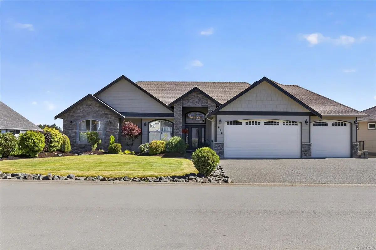 656 Mariner Dr, Campbell River BC V9H 1V9
