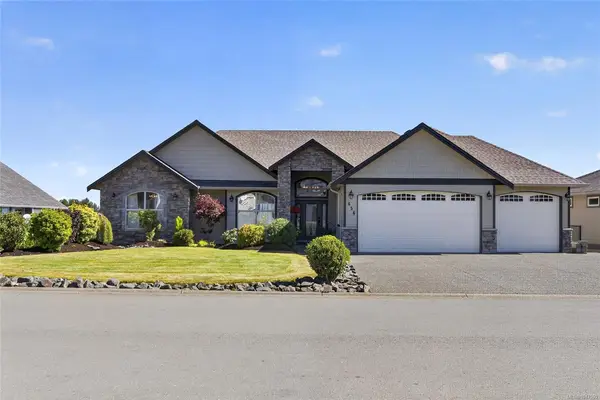 656 Mariner Dr, Campbell River BC V9H 1V9 - 5 bed, 4 bath property for sale in Campbell River