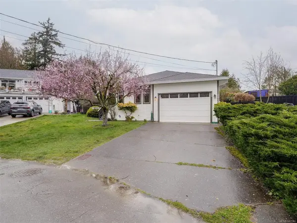 2011 Govenlock Pl, Sooke BC V9Z 0M8 - 3 bed, 2 bath property for sale in Sooke