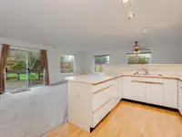 View 10