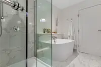 View 32