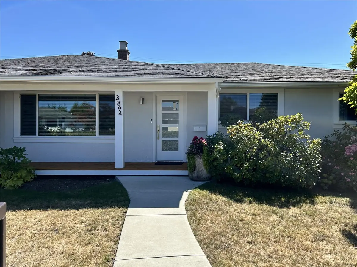 3894 Morton St, Port Alberni BC V9Y 3V3