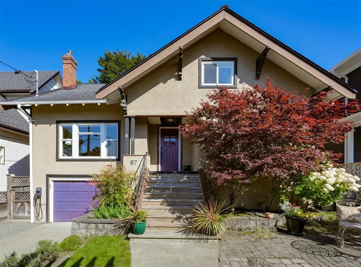 87 Cambridge St, Victoria BC V9A 5K9