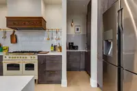 View 32