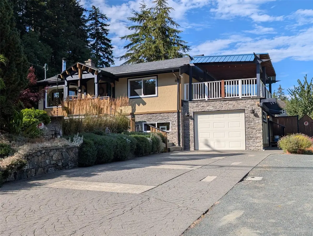 1638 Whiffin Spit Rd, Sooke BC V9Z 0T8