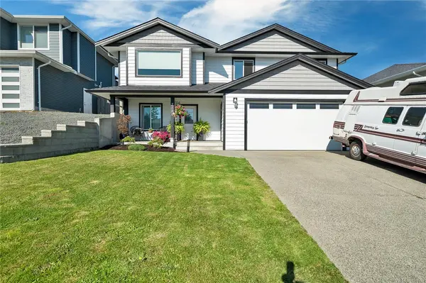 2380 Penfield Rd, Campbell River BC V9W 0E6 - 5 bed, 3 bath property for sale in Campbell River