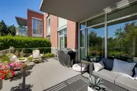View 10