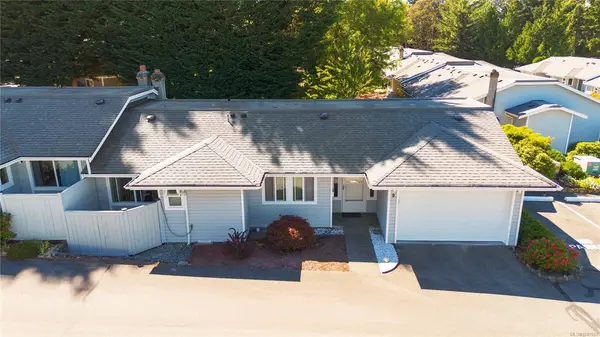 3966 Cedar Hill Cross Rd #9, Saanich BC V8P 5R4 - 2 bed, 2 bath property for sale in Saanich