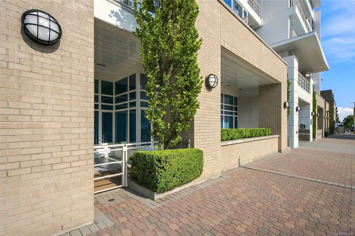 #107 - 38 Front St #107, Nanaimo BC V9R 5H7