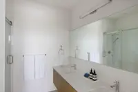 View 18