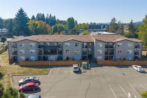 3215 Cowichan Lake Rd #101, Duncan BC V9L 5G5 - 2 bed, 2 bath property for sale in Duncan