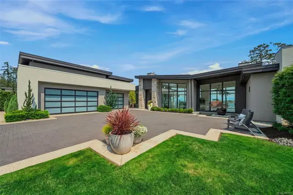 1730 Oak Leaf Dr, Nanoose Bay BC V9P 9J4 - 4 bed, 4 bath property for sale in Nanoose Bay