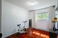 View 16