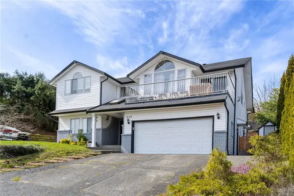 217 Tahoe Ave, Nanaimo BC V9R 6S2 - 6 bed, 4.0 bath in Nanaimo