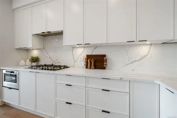 1810 Selenite Pl #509, Langford BC V9B 7E2 - 2 bed, 2 bath property for sale in Langford