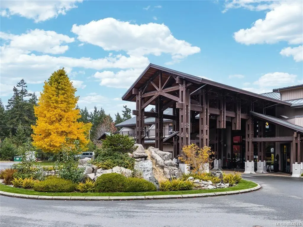 1175 Resort Dr #223, Parksville BC V9P 2E3