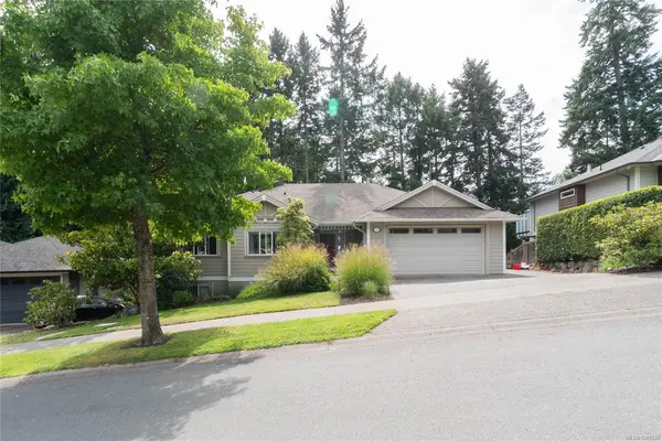 391 Pelican Dr, Colwood BC V9C 0A4 - 5 bed, 4 bath property for sale in Colwood