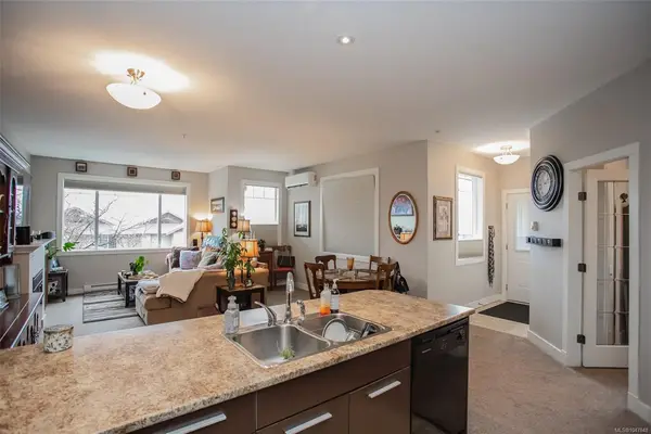 6033 Leah Lane, Nanaimo BC V9V 1W7 - 3 bed, 2.0 bath in Nanaimo