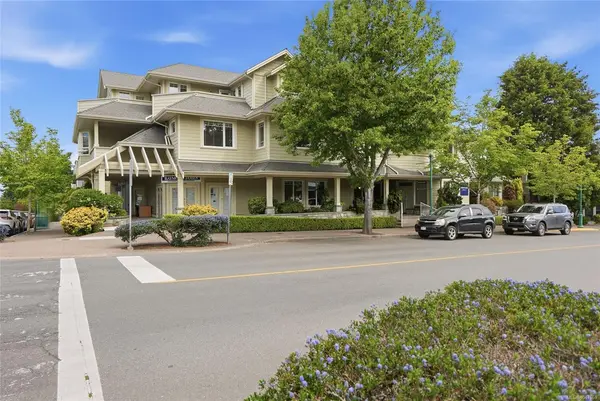 193 Second Ave W #101, Qualicum Beach BC V9K 2N5 - 2 bed, 2 bath property for sale in Qualicum Beach