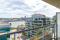 View 32