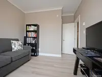 View 16