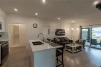 View 32