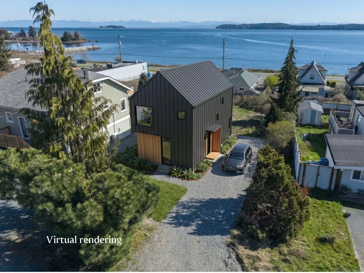 5570 Horne St, Union Bay BC V0R 3B0
