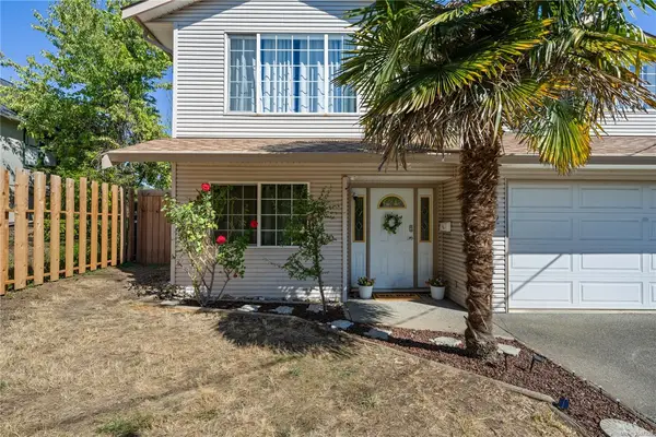 632 Howard Ave, Nanaimo BC V9R 3S7 - 4 bed, 3.0 bath in Nanaimo